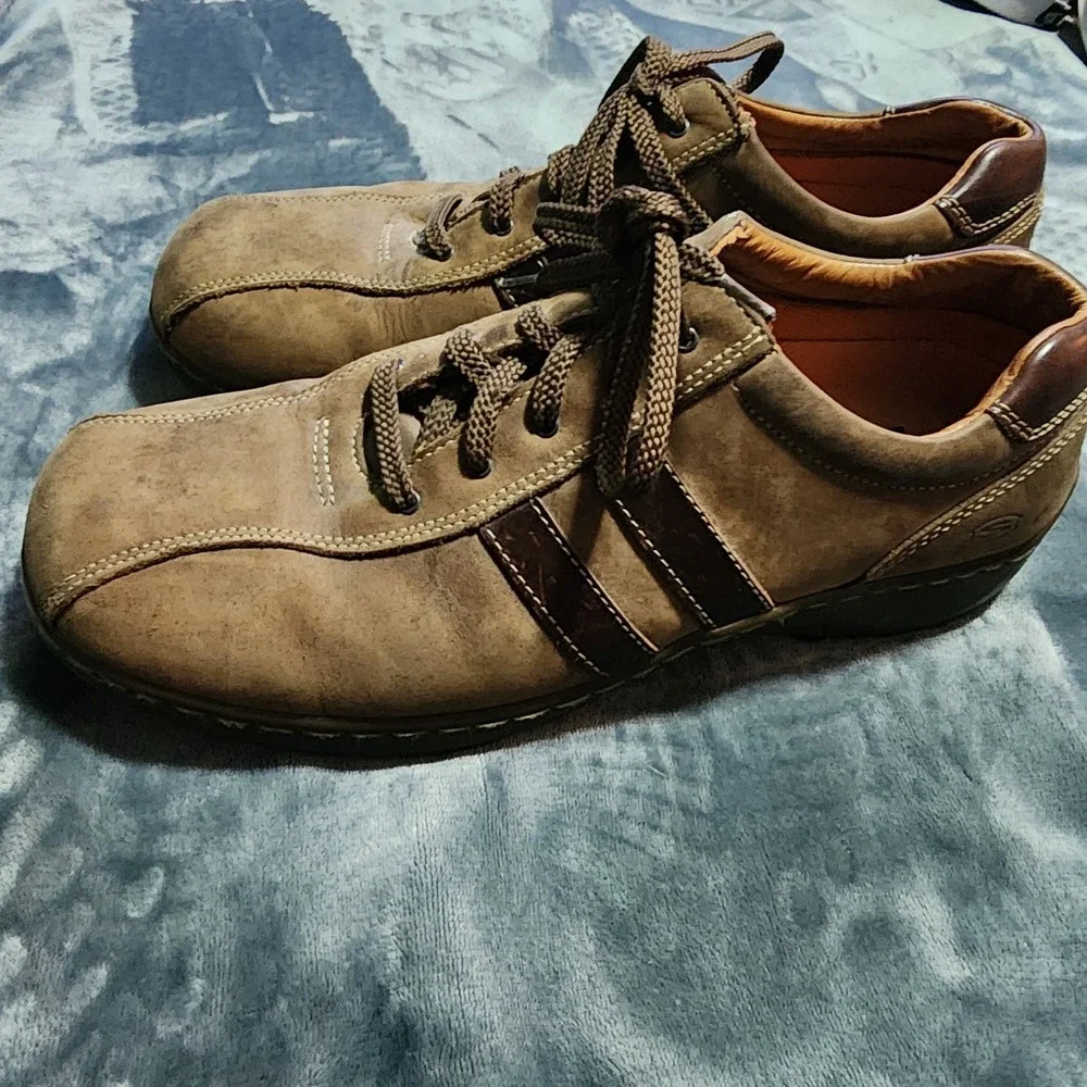 N/A sketchers sn